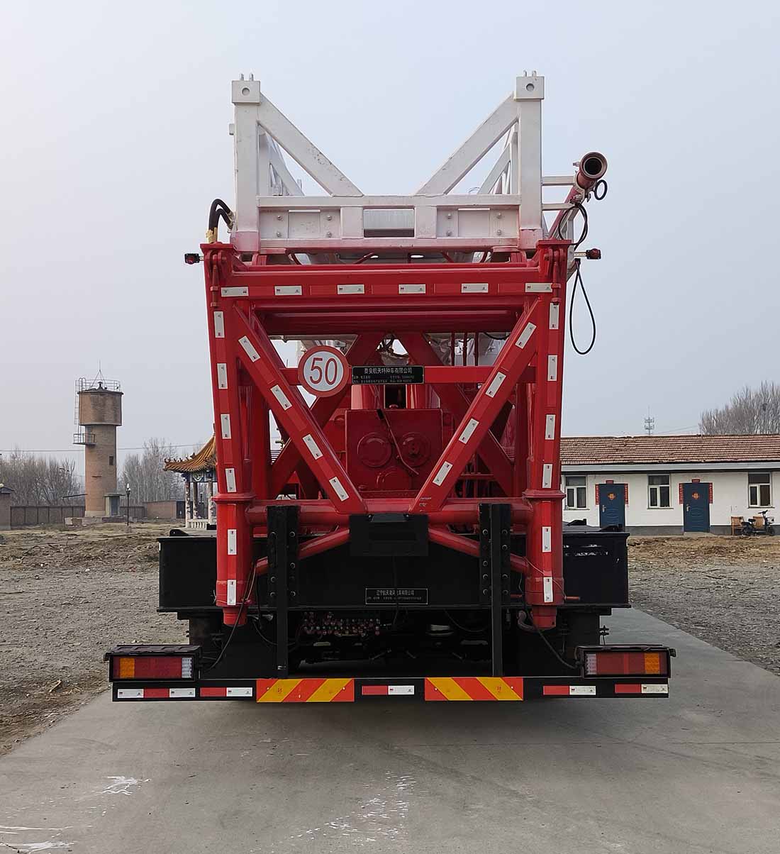 航天泰特牌TAS5661TXJ修井機(jī)公告圖片