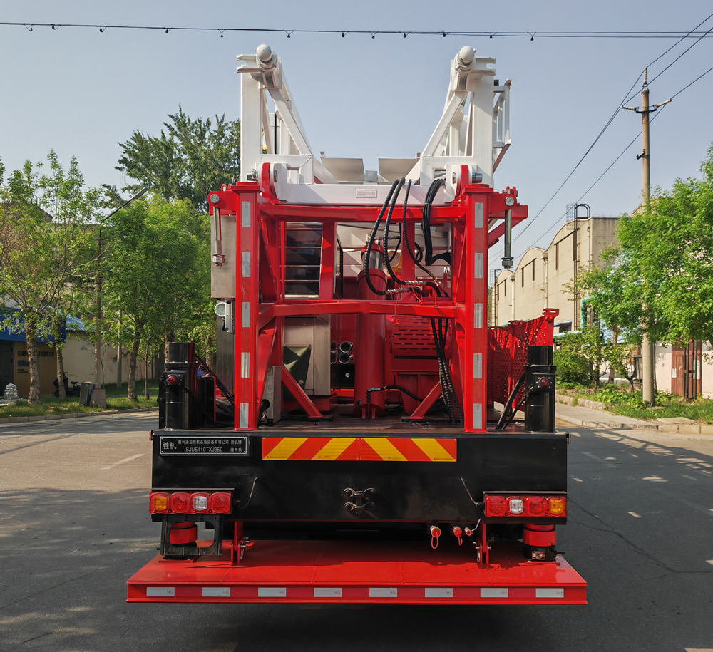 勝機(jī)牌SJU5410TXJ350修井機(jī)公告圖片