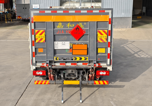 匯力威牌VVV5040TQPBJ6氣瓶運(yùn)輸車公告圖片