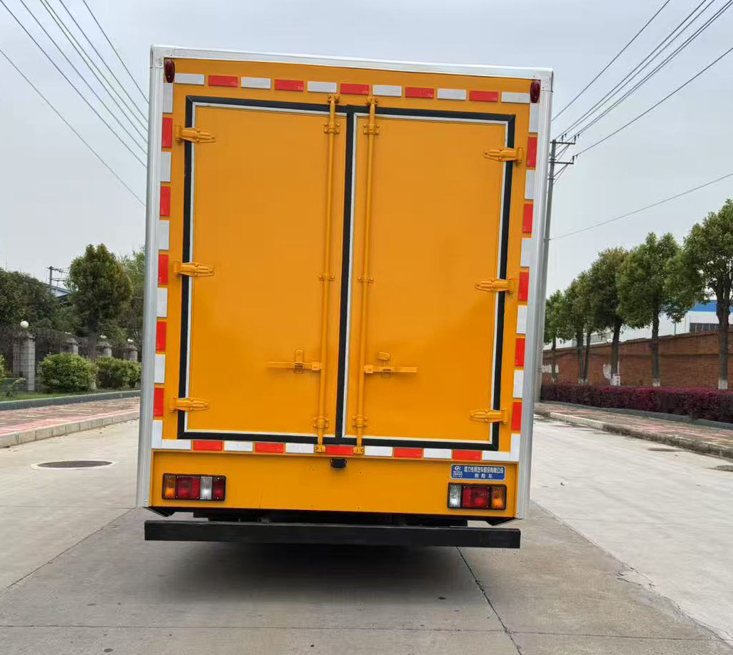 程力威牌CLW5070XXHAJP救險車公告圖片