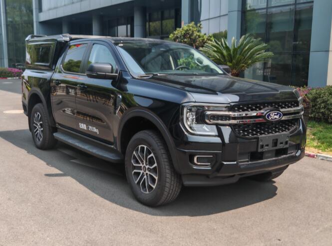 RLX5033XLJ型旅居車圖片