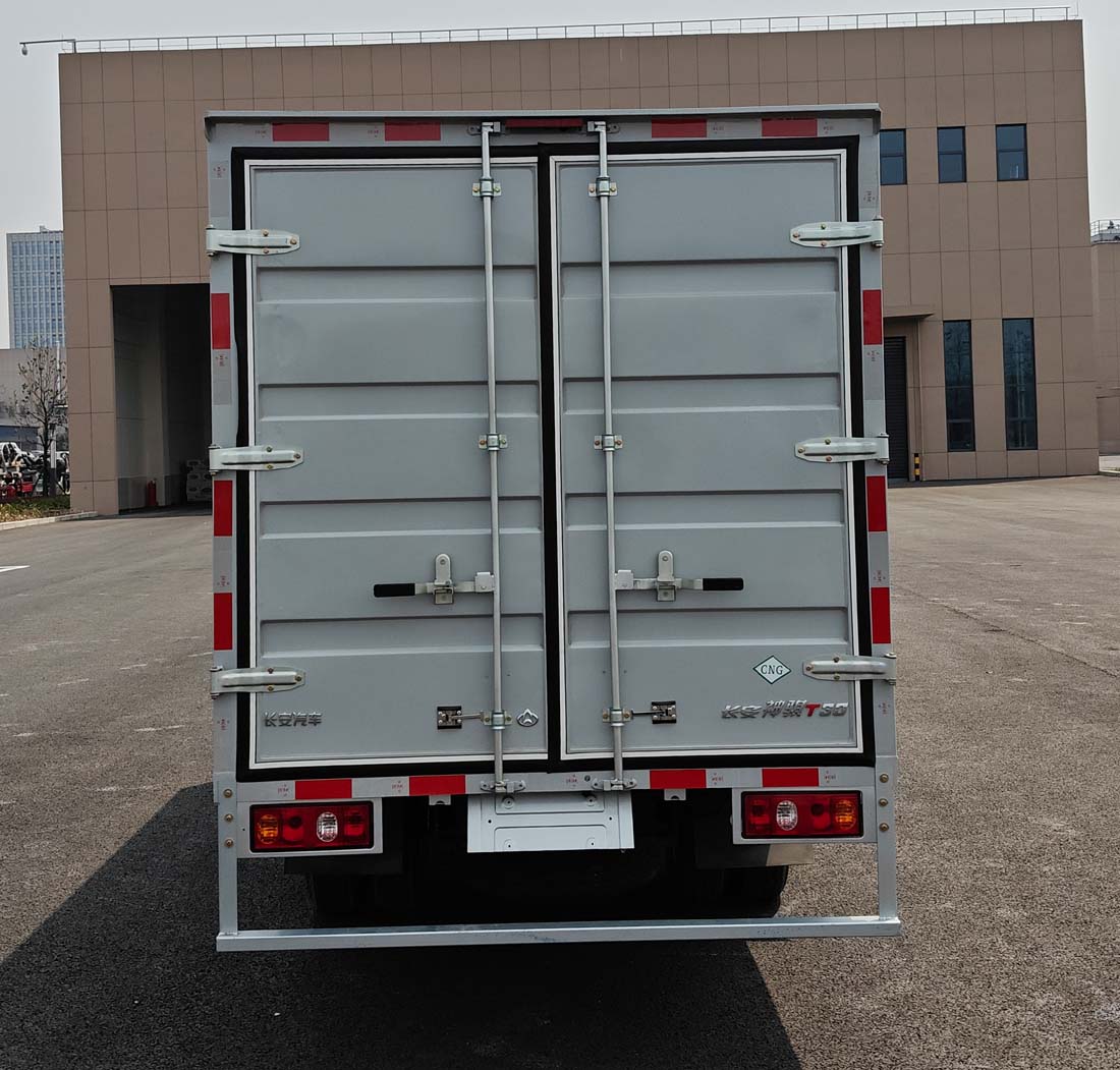 長安牌SC5038XXYDAAB6NG廂式貨車公告圖片