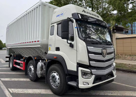 散装饲料运输车