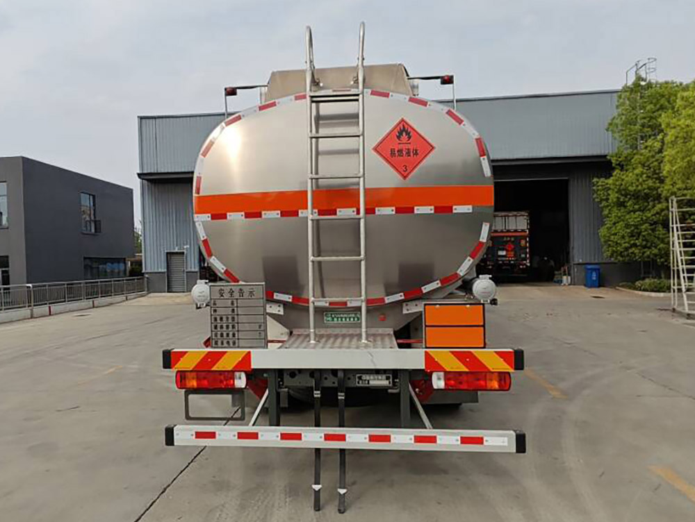 程力牌CL5322GYY6BWN鋁合金運(yùn)油車(chē)公告圖片