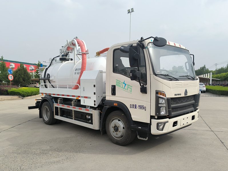 綠葉牌JYJ5127GQWBEV純電動清洗吸污車公告圖片