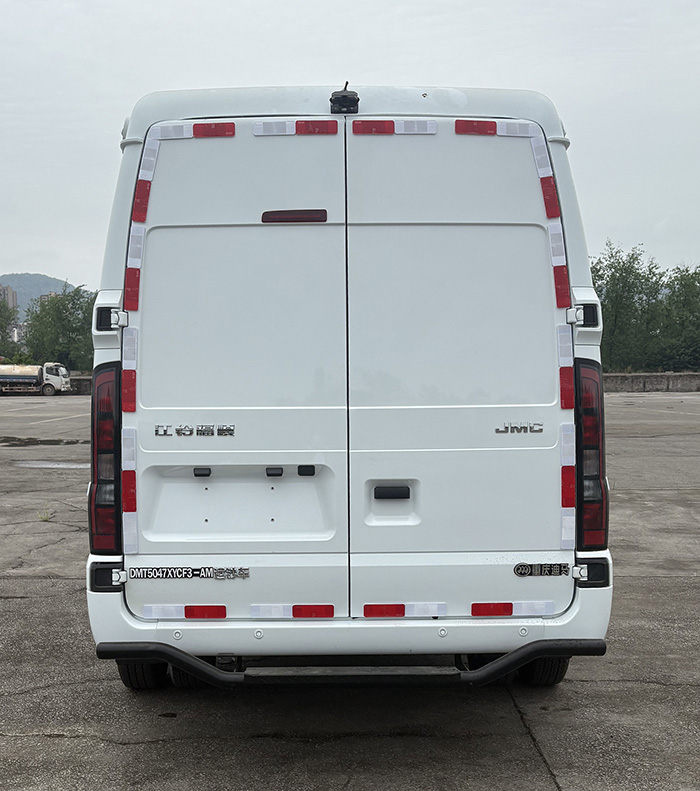 迪馬牌DMT5047XYCF3-AM運(yùn)鈔車公告圖片