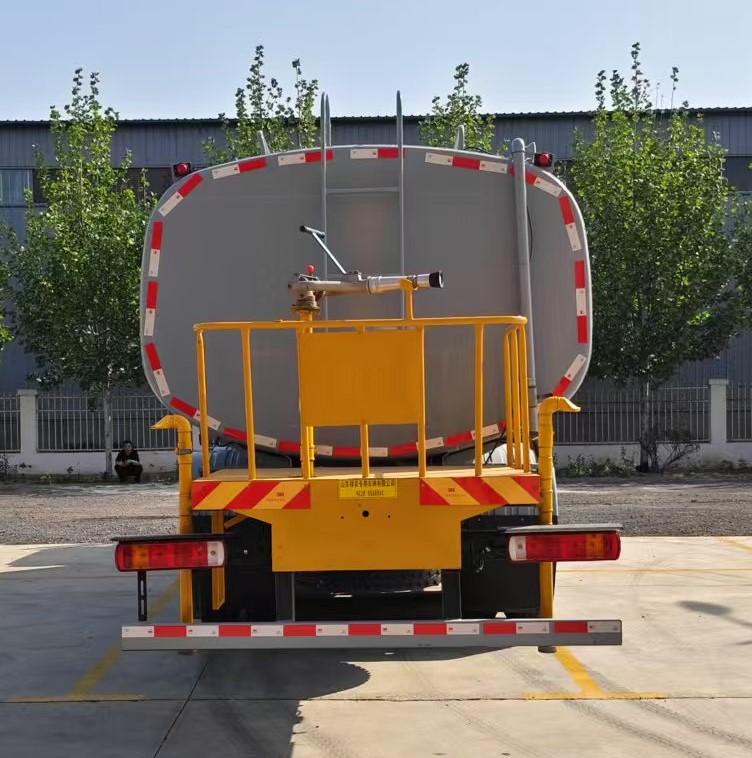 祥農(nóng)達牌SGW5310TSDBJ6防疫消毒灑水車公告圖片