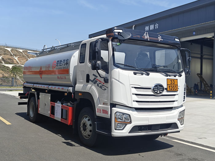 CSC5181GJYCA6型加油車圖片