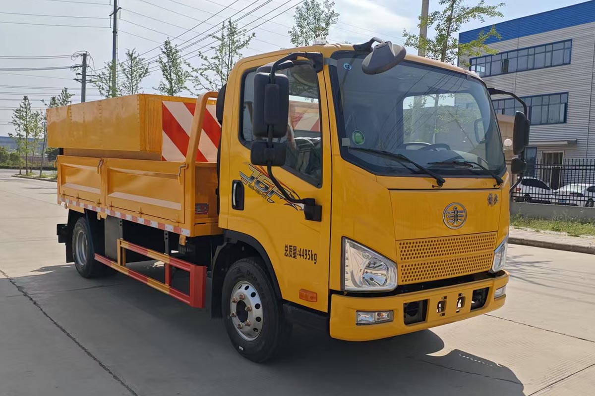 齊東方牌CLD5041TFZCA6防撞緩沖車(chē)公告圖片