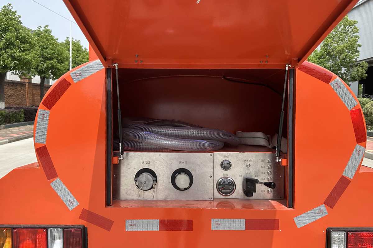 云海牌KK5043GSS01灑水車公告圖片