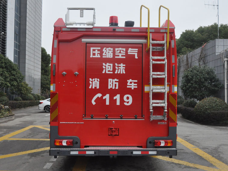 振翔股份牌ZXT5180GXFAP45/A6D壓縮空氣泡沫消防車公告圖片