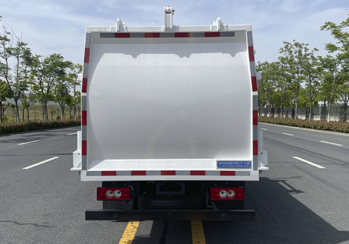 樂潔牌JLL5040ZZZBJE6自裝卸式垃圾車公告圖片