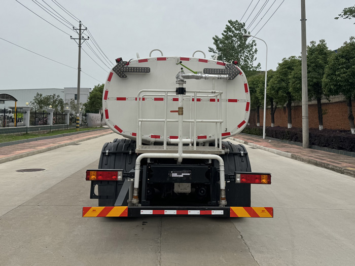 陜汽牌SXD5250GPSBEV1純電動綠化噴灑車公告圖片