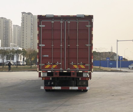 東風(fēng)牌DFH5310XYKDX翼開啟廂式車公告圖片