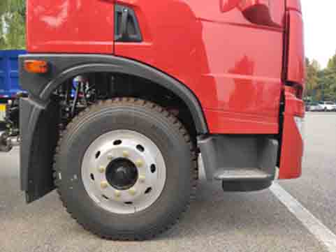 中聯(lián)牌ZLJ5180THBJF車載式混凝土泵車公告圖片