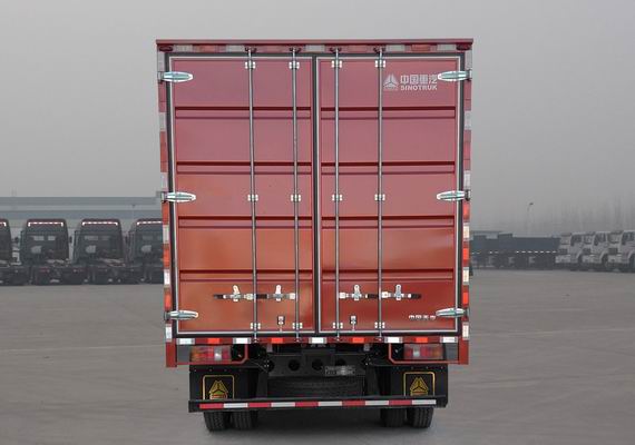 豪沃牌ZZ5117XXYH3315F1廂式運輸車公告圖片