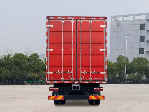 江淮牌HFC5161XXYP3K2A50YS廂式運(yùn)輸車(chē)公告圖片