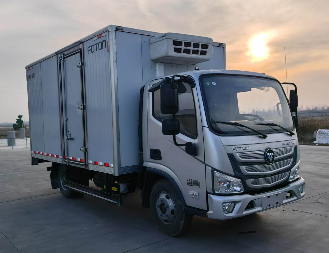 福田牌BJ5044XLC-FM冷藏車公告圖片