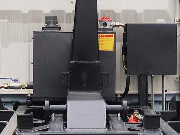 中聯(lián)牌ZBH5031ZXXSCE6車廂可卸式垃圾車公告圖片