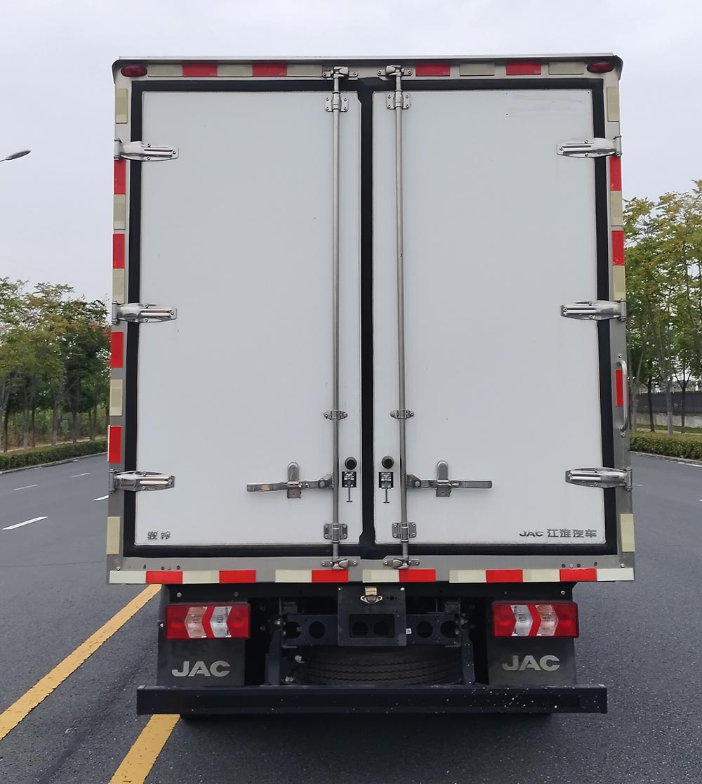 江淮牌HFC5043XLCP32K1C7S冷藏車公告圖片