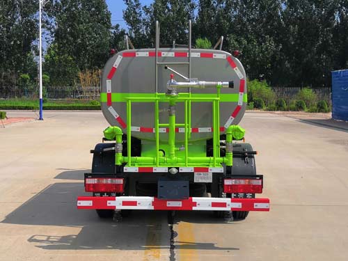 衡霸牌YYD5071GSSD6灑水車公告圖片