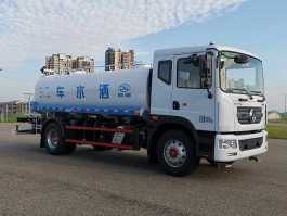 洒水车