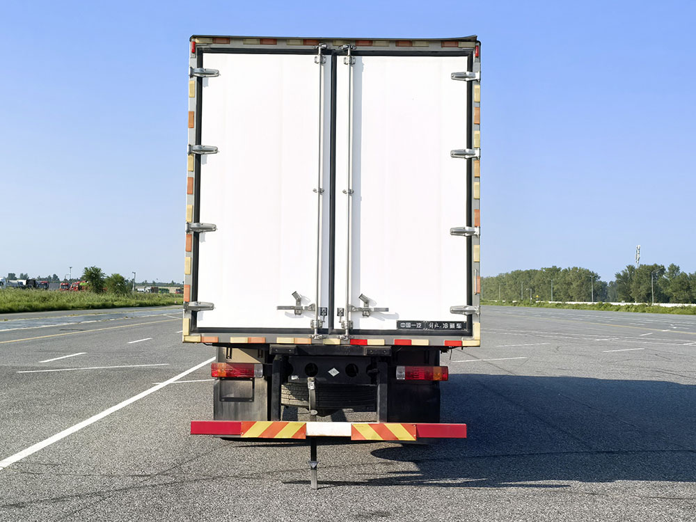 解放牌CA5250XLCP62M2L6T3E6冷藏車公告圖片