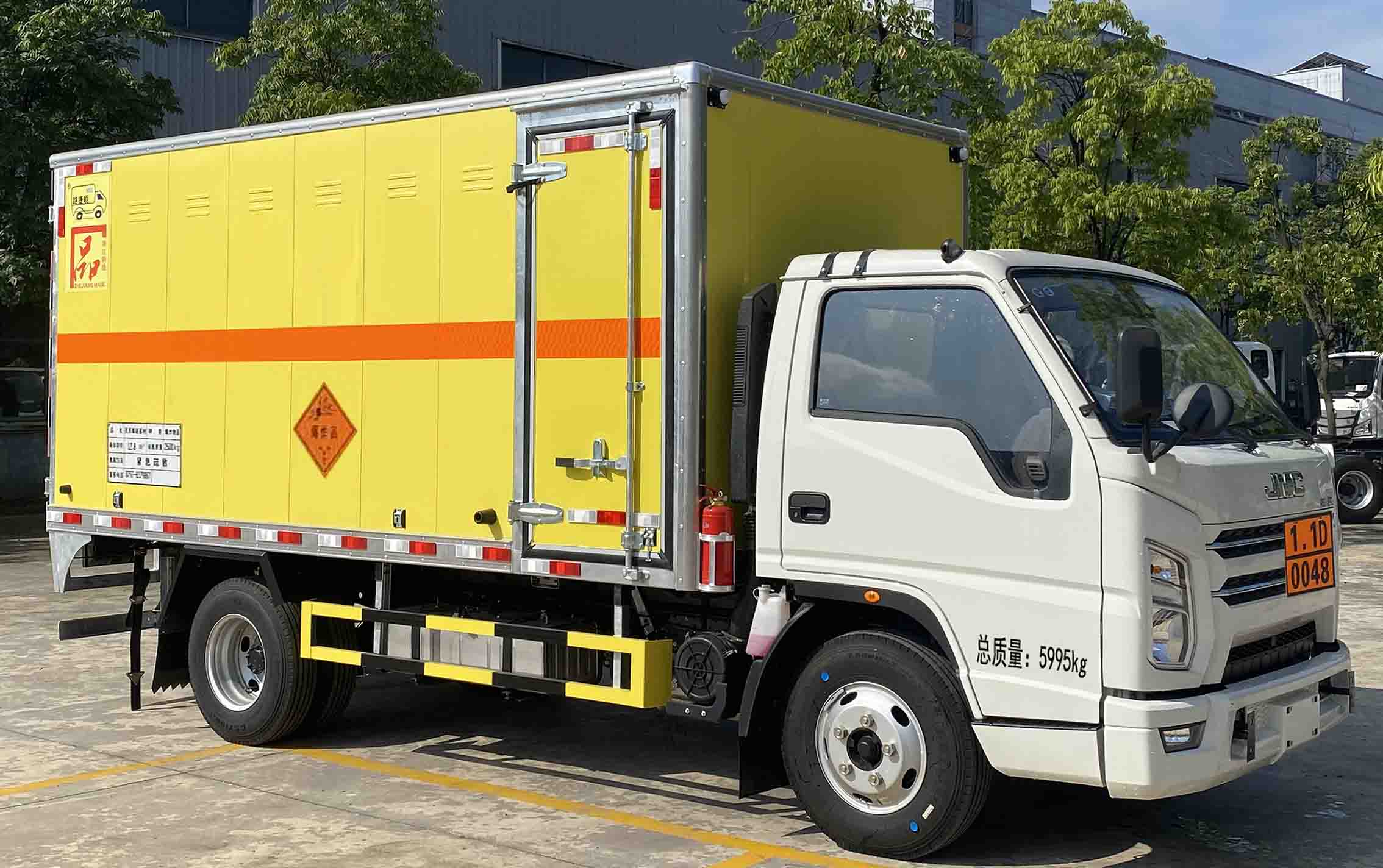 路捷順牌ULC5060XQYJ6爆破器材運輸車公告圖片