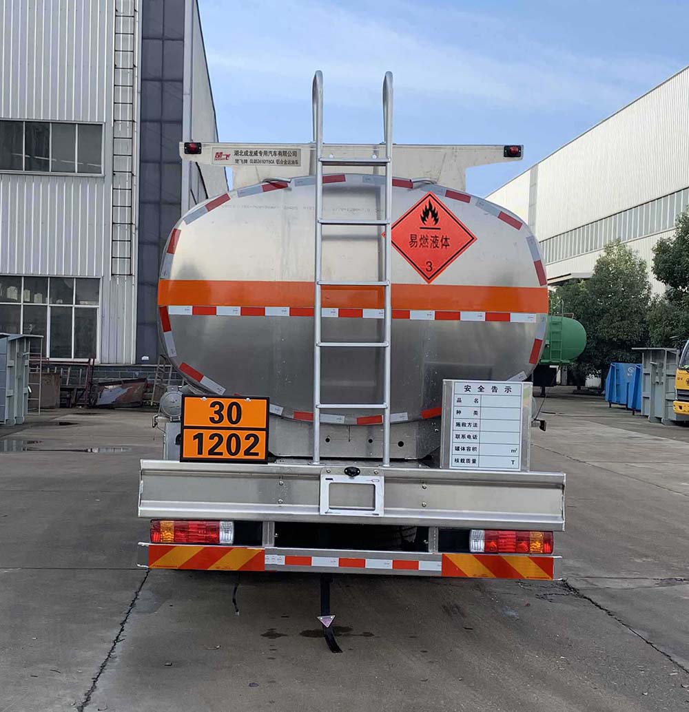 楚飛牌CLQ5260GYY6CA鋁合金運油車公告圖片