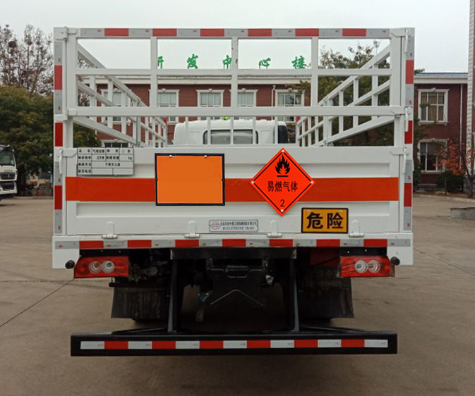 中燕牌BSZ5123TQPC6B氣瓶運輸車公告圖片