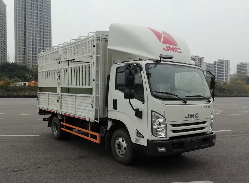 江鈴牌JX5045CCYTG26倉柵式運(yùn)輸車公告圖片