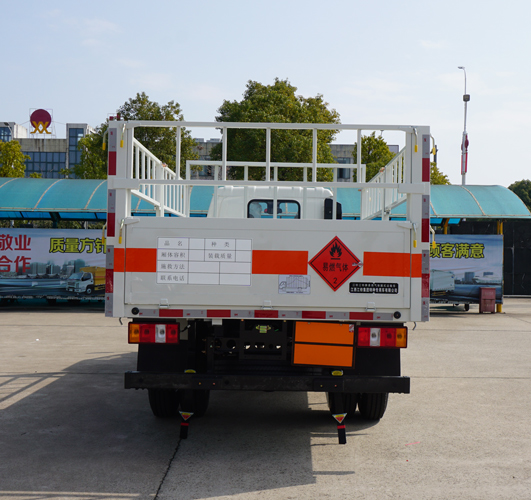 江鈴江特牌JMT5040TQPXG26氣瓶運(yùn)輸車公告圖片