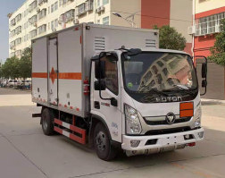 程力威牌CLW5040XQYB6爆破器材运输车