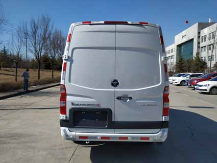 福田牌BJ5048XXY-E3廂式運輸車公告圖片