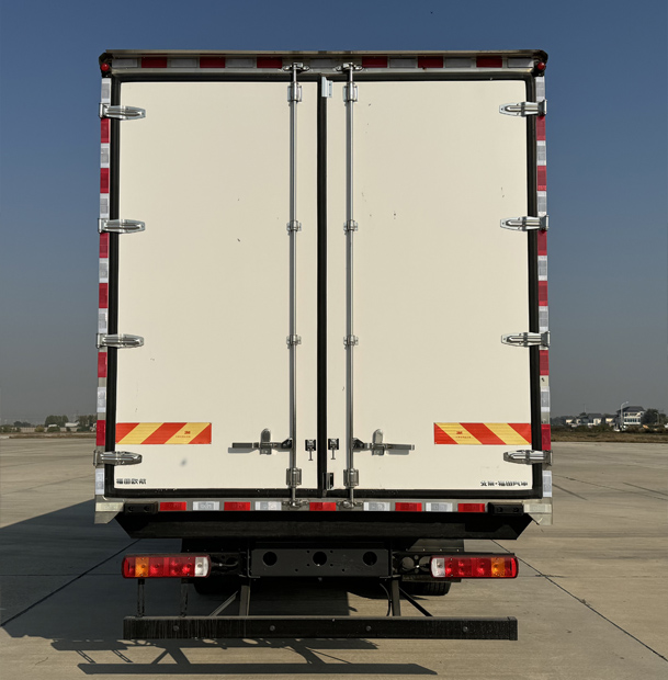 福田牌BJ5186XLC-DM2冷藏車公告圖片