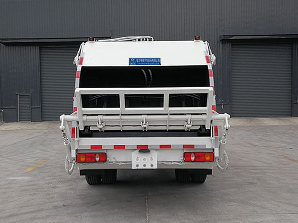 程力威牌CLW5120ZYSE6壓縮式垃圾車公告圖片