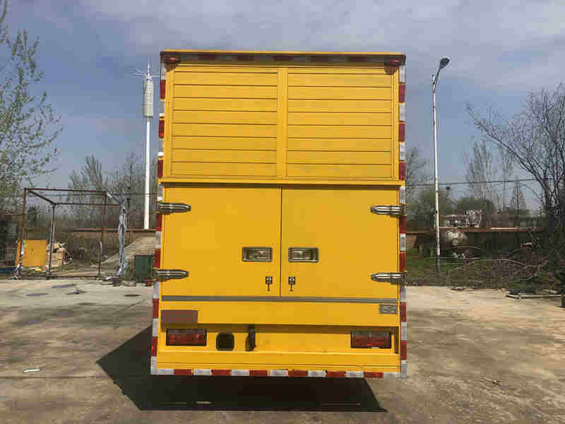 紅宇牌HYZ5090XXHEQ救險(xiǎn)車公告圖片