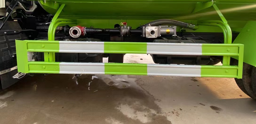 祥農(nóng)達(dá)牌SGW5071GPSF綠化噴灑車公告圖片