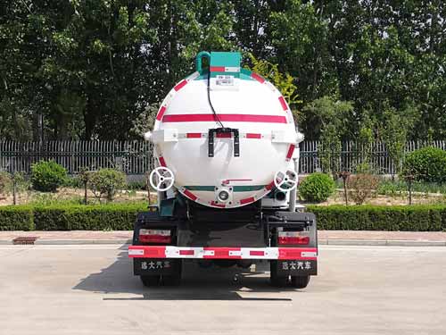 衡霸牌YYD5070GXWD6吸污車公告圖片