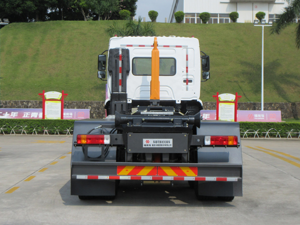 福龍馬牌FLM5250ZXXDL6車廂可卸式垃圾車公告圖片