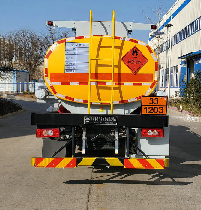 岱陽牌TAG5123GJY加油車公告圖片