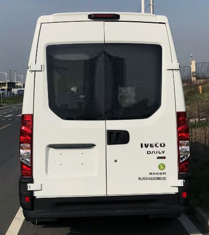 依維柯牌NJ5046XDWD3E流動服務(wù)車公告圖片