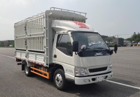仓栅式运输车