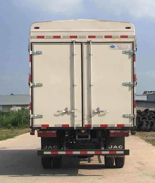 江淮牌HFC5073CCYP71K1C7S倉(cāng)柵式運(yùn)輸車公告圖片