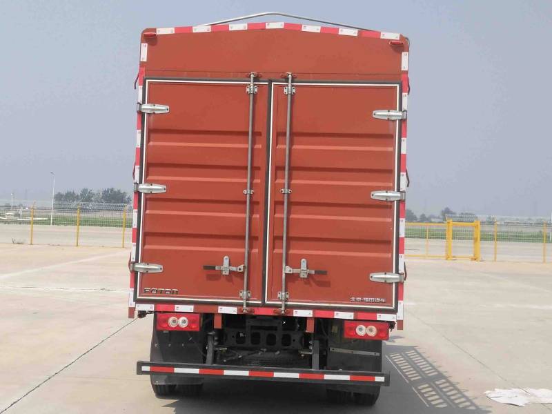 福田牌BJ5048CCQ-FM4畜禽運(yùn)輸車(chē)公告圖片