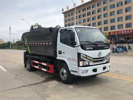 自装卸式垃圾车