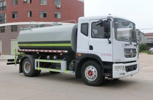 绿化喷洒车