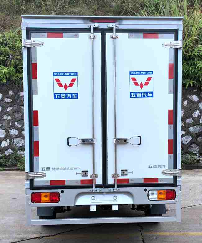 五菱牌GXA5034XXYDEV純電動(dòng)廂式運(yùn)輸車公告圖片