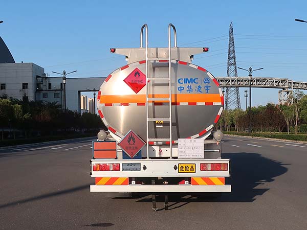 凌宇牌CLY5261GYYC2鋁合金運(yùn)油車(chē)公告圖片