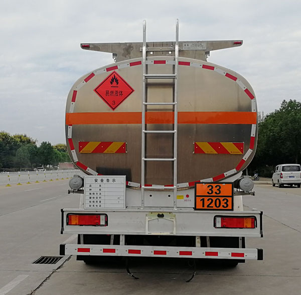 楚勝牌CSC5268GYYLES6鋁合金運(yùn)油車公告圖片